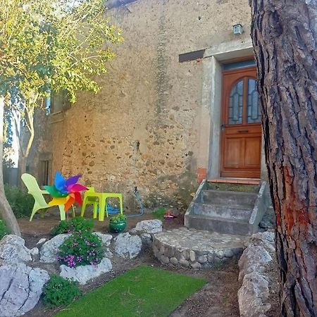 Le Clos Du Pin Thezan-les-Beziers Экстерьер фото